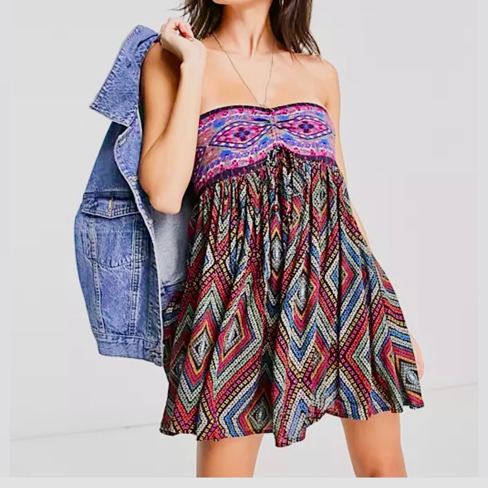 Adorable, Colorful Strapless Free people Romper